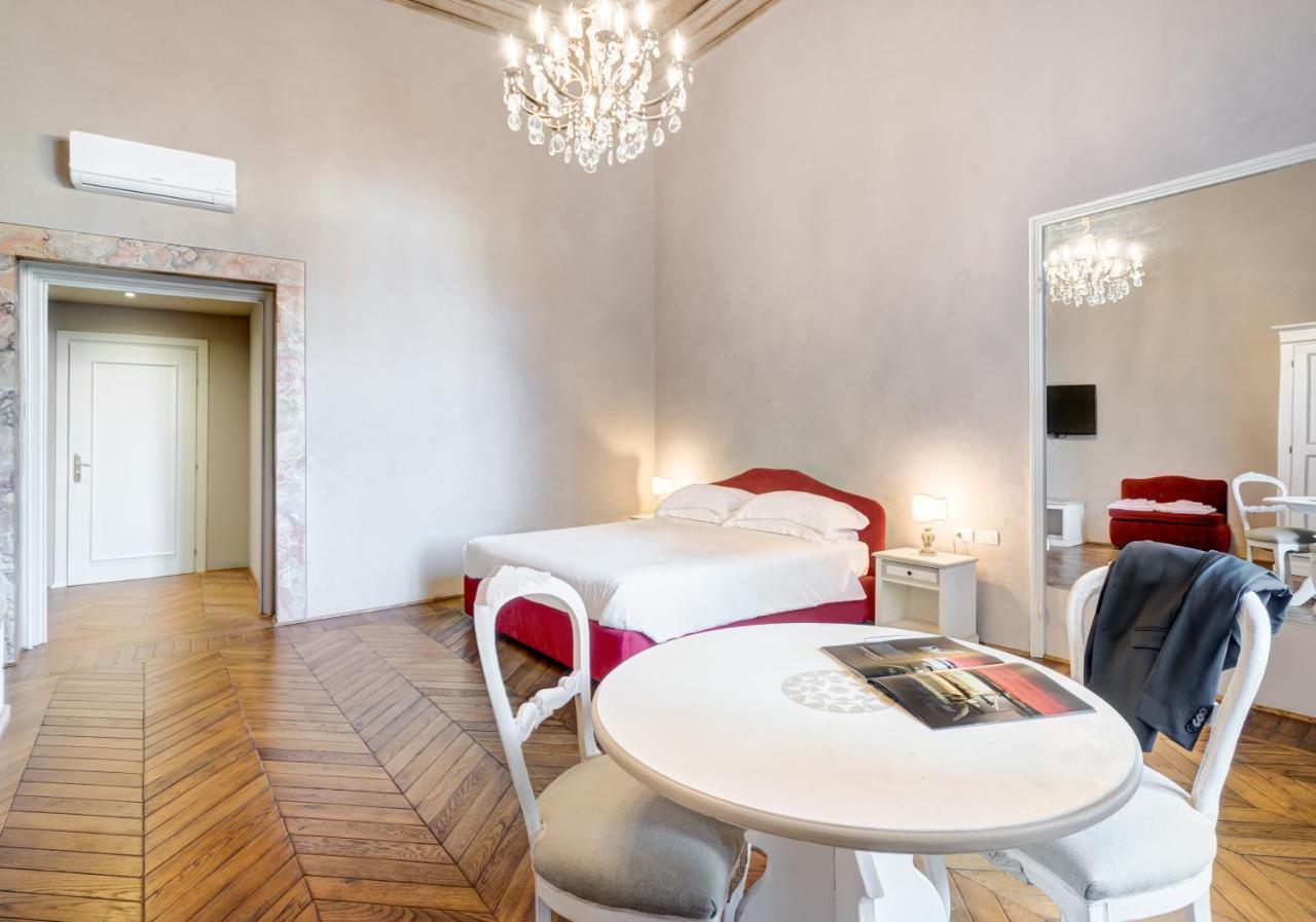 Palazzo D'Oltrarno - Residenza D'Epoca Panzió Firenze Kültér fotó